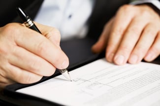 Top 5 Considerations When Negotiating a Service Level Agreement (SLA) - Featured Image